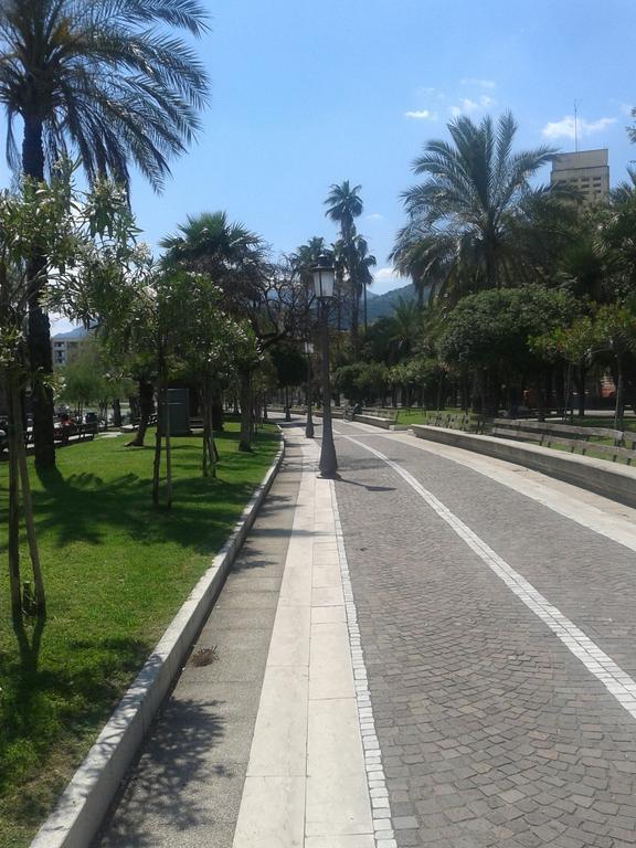 Appartamento Residenza d'Artista 2 Salerno Esterno foto