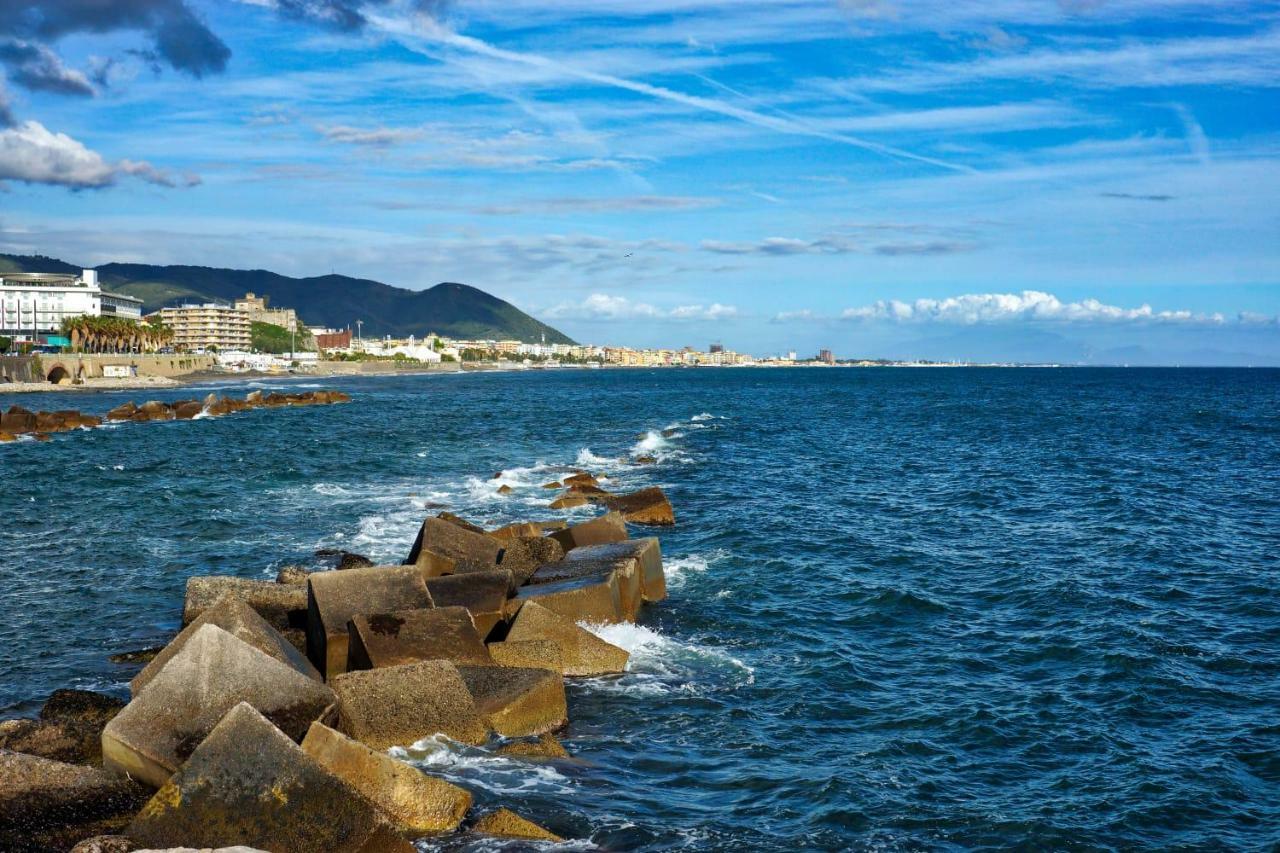 Appartamento Residenza d'Artista 2 Salerno Esterno foto